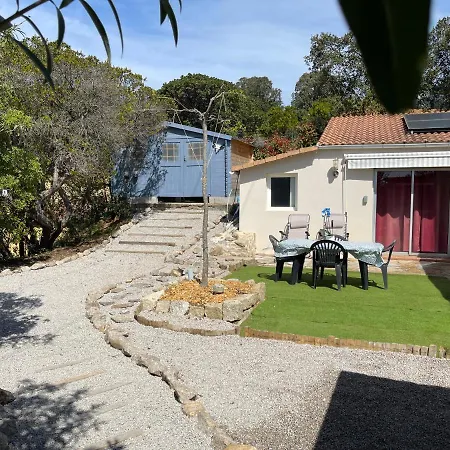 Proche Ajaccio Maisonnette Independante 4 Personnes Au Calme * Alata