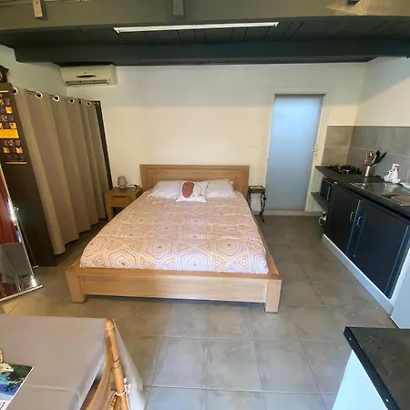 Proche Ajaccio Maisonnette Independante 4 Personnes Au Calme *