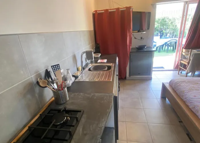 Proche Ajaccio Maisonnette Independante 4 Personnes Au Calme בית נופש Alata